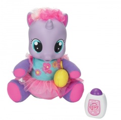 Hasbro My Little Pony lechtivá a chichotající se Lily